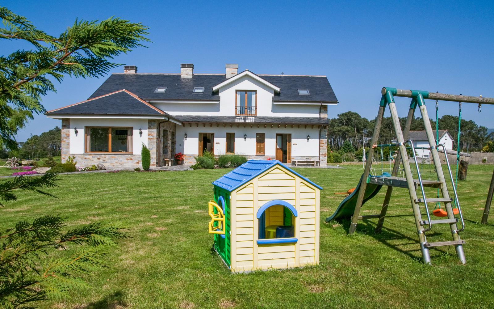 Premise for Sale in Navia