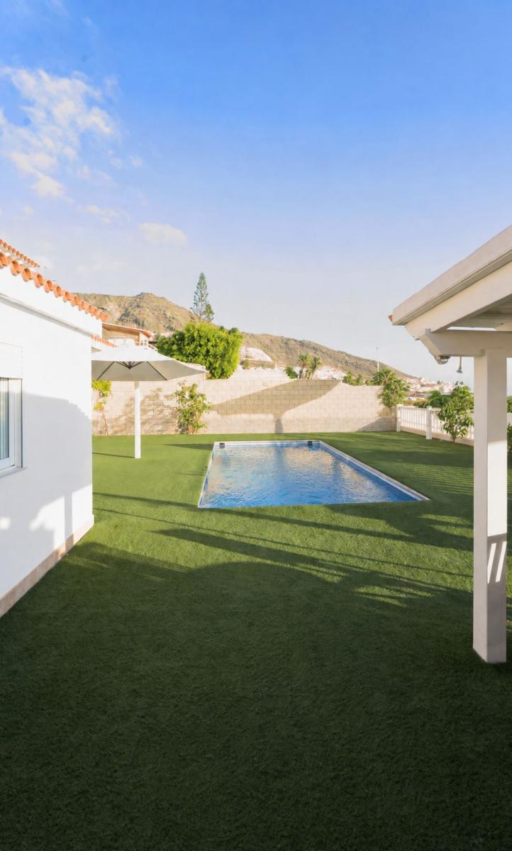 Chalet for Rent in Adeje