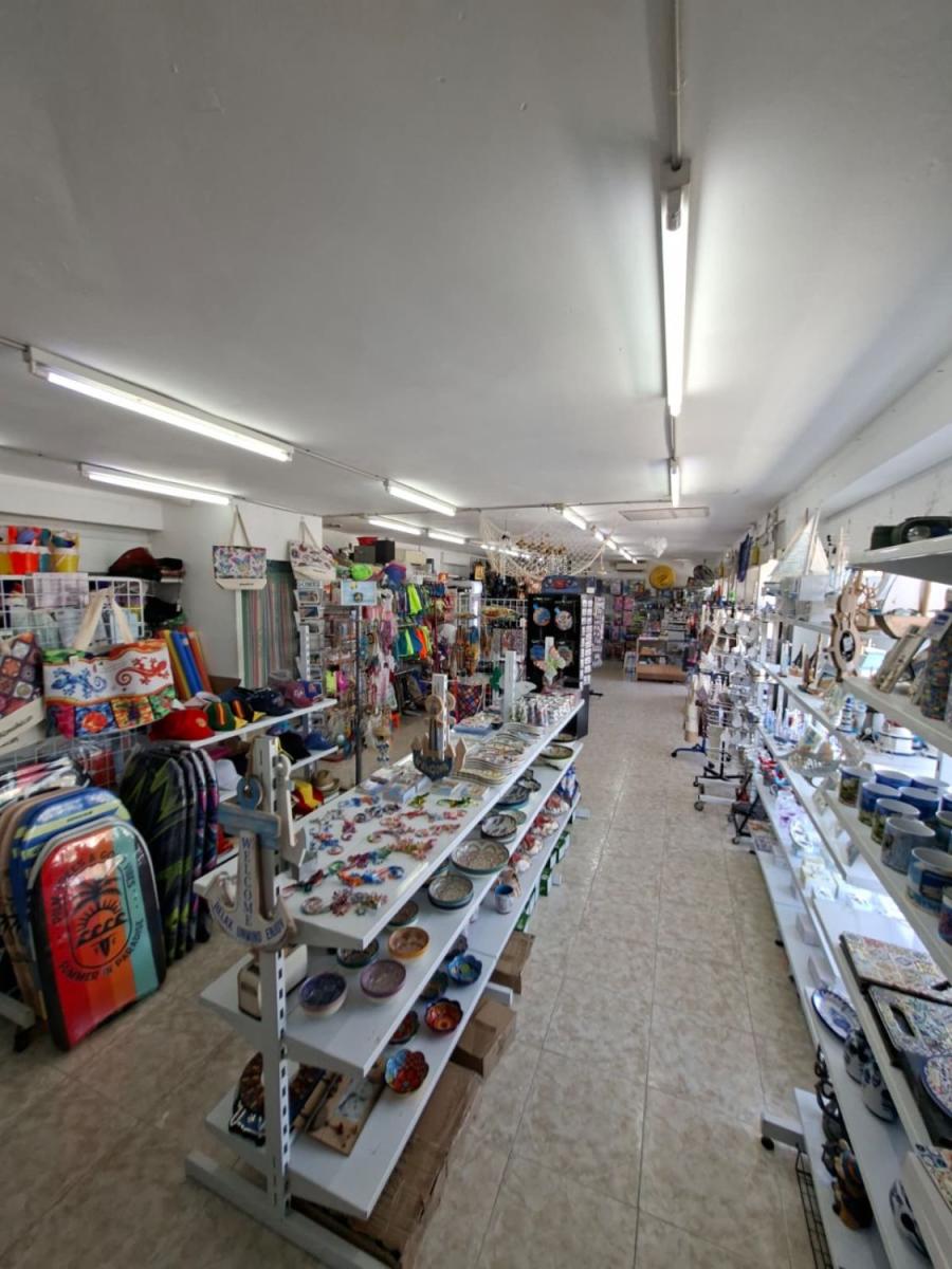 Premise for Sale in Almuñécar