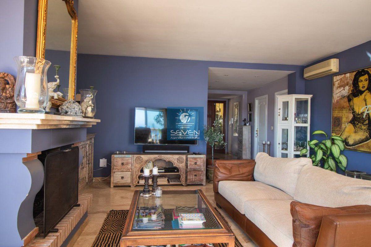 Villa for Sale in Almuñécar