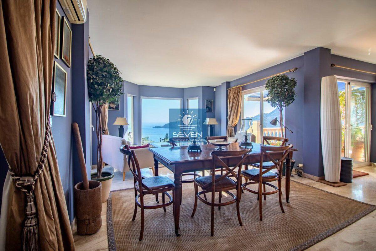 Villa for Sale in Almuñécar