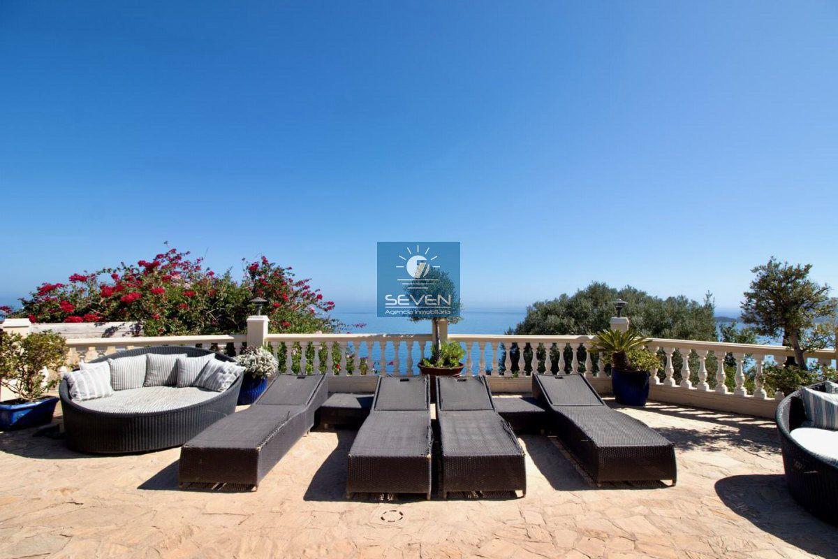 Villa for Sale in Almuñécar