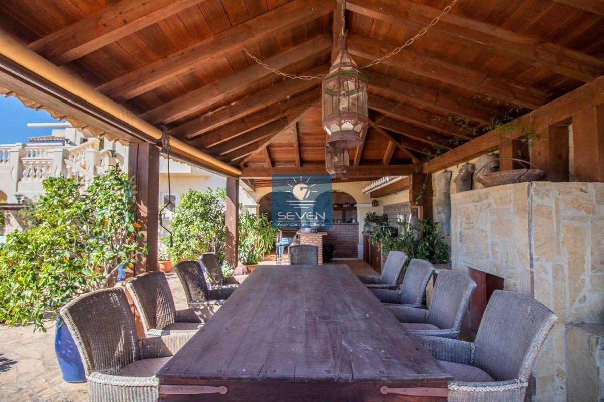 Villa for Sale in Almuñécar