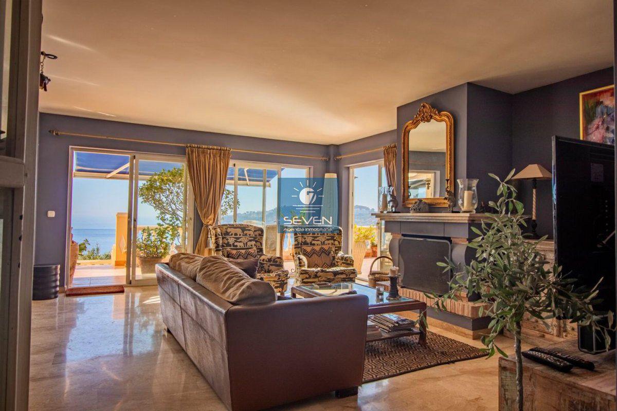 Villa for Sale in Almuñécar