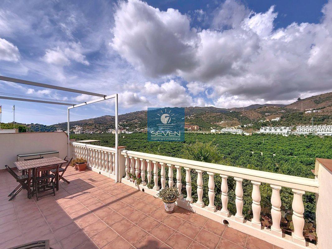 Country Property for Sale in Almuñécar