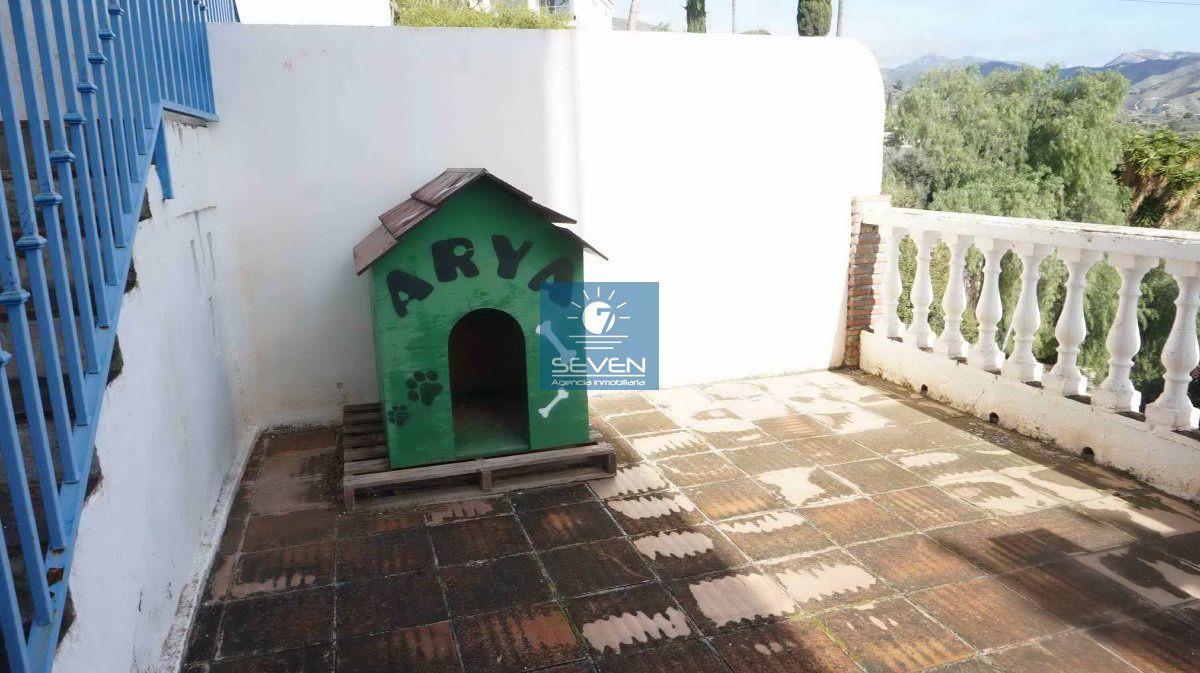 Chalet for Sale in Almuñécar