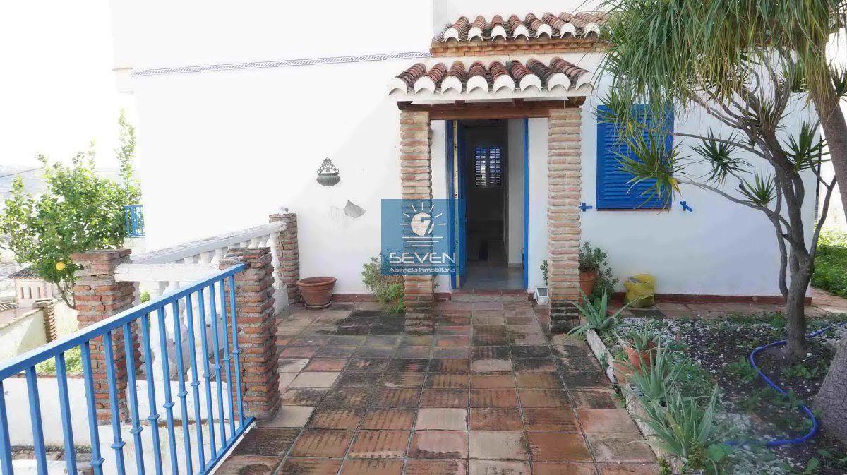 Chalet for Sale in Almuñécar