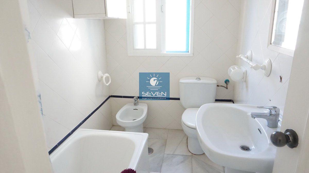 Chalet for Sale in Almuñécar
