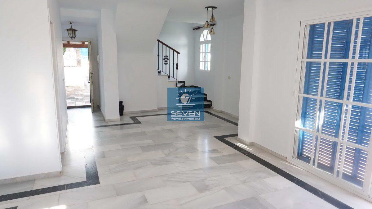 Chalet for Sale in Almuñécar