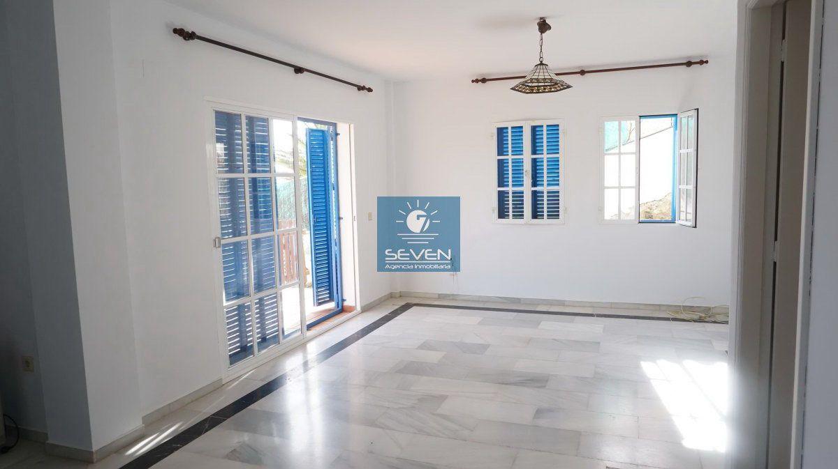 Chalet for Sale in Almuñécar
