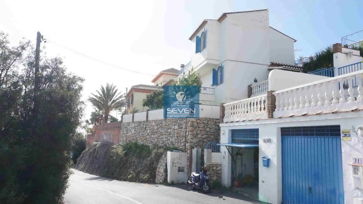 Chalet for Sale in Almuñécar