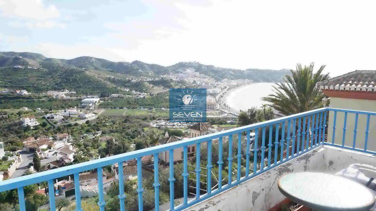 Chalet for Sale in Almuñécar