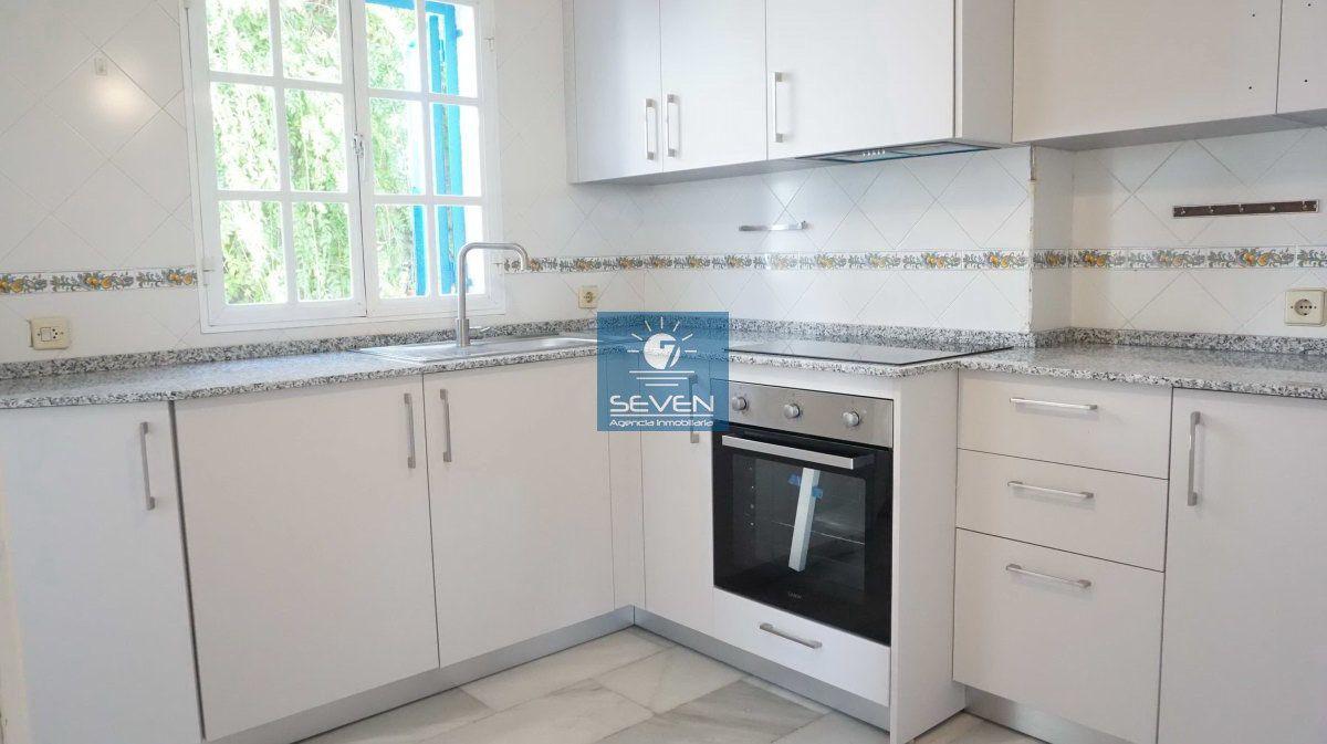 Chalet for Sale in Almuñécar