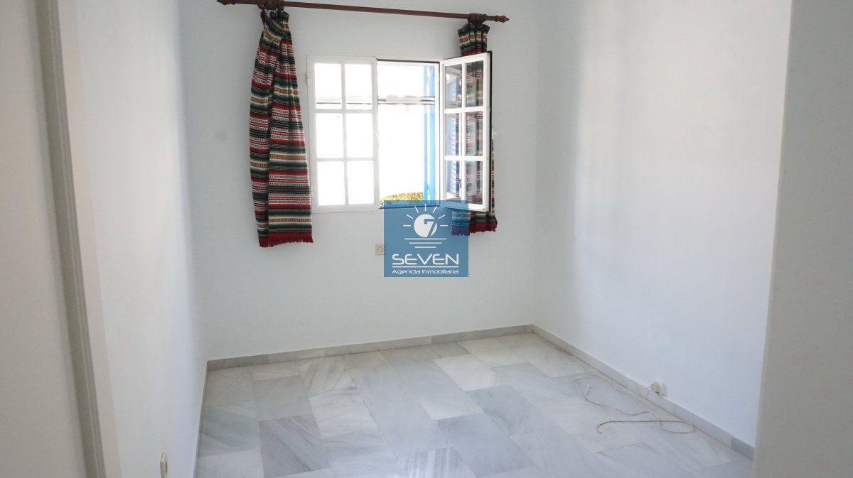 Chalet for Sale in Almuñécar