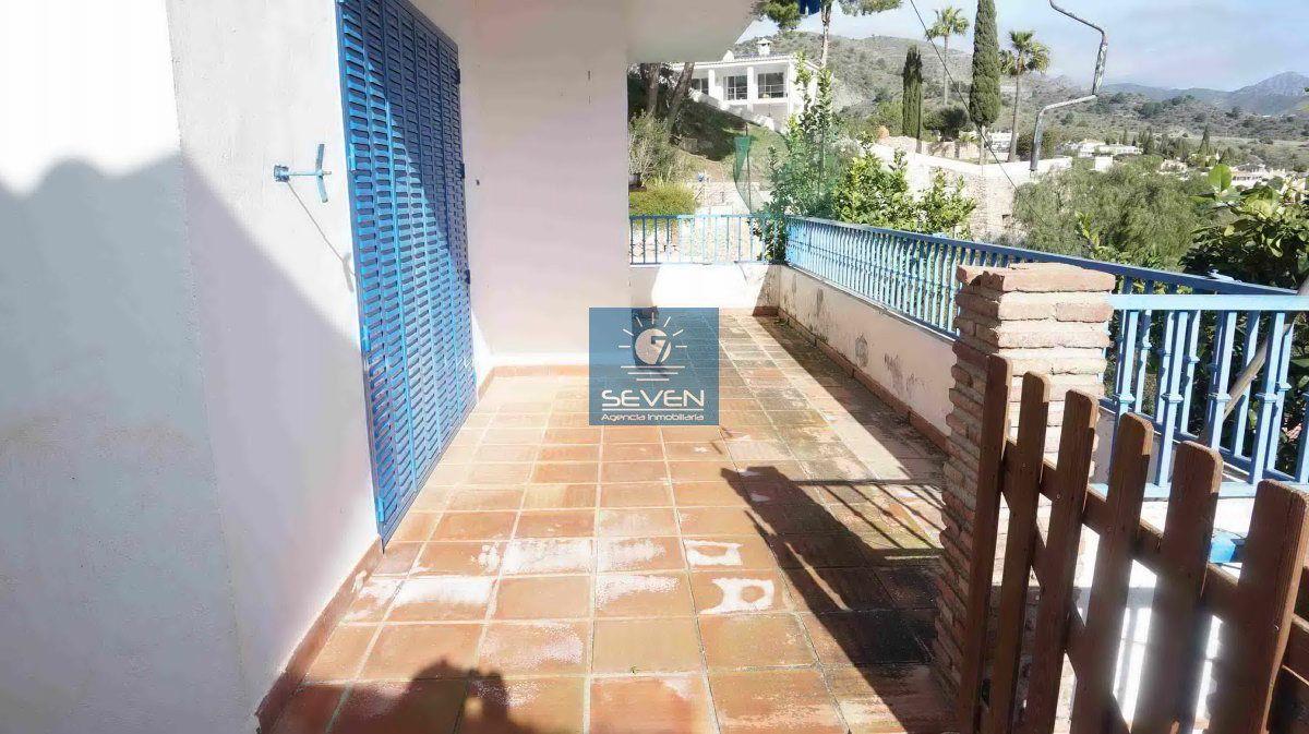 Chalet for Sale in Almuñécar