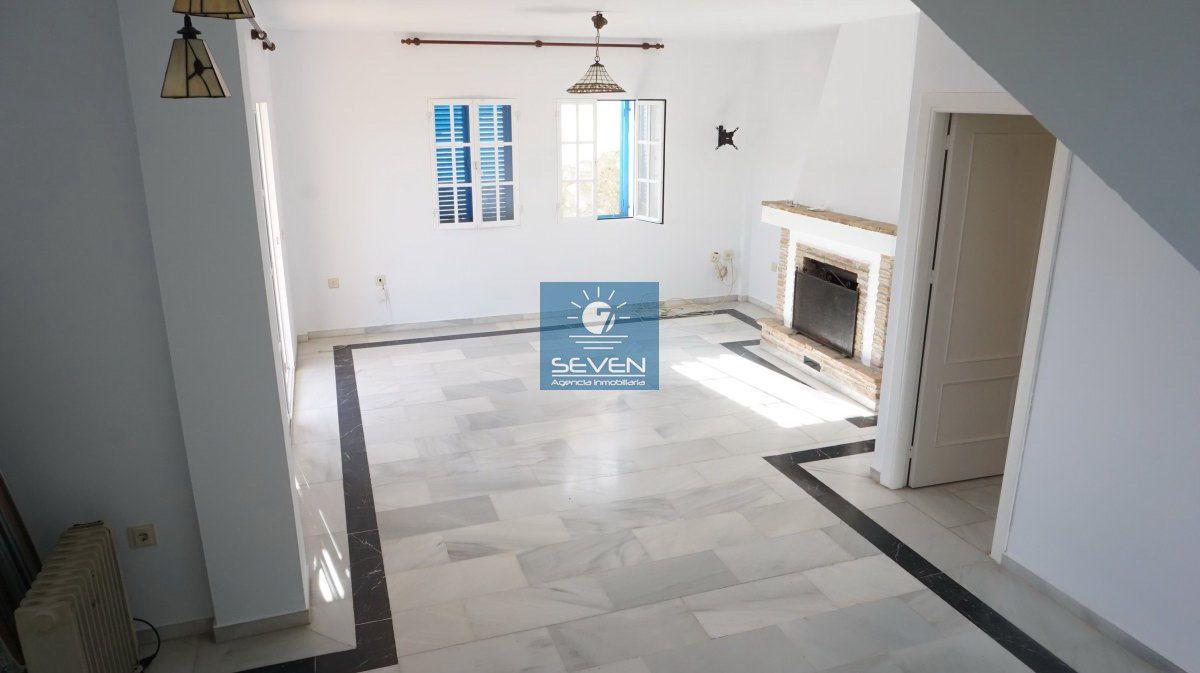 Chalet for Sale in Almuñécar