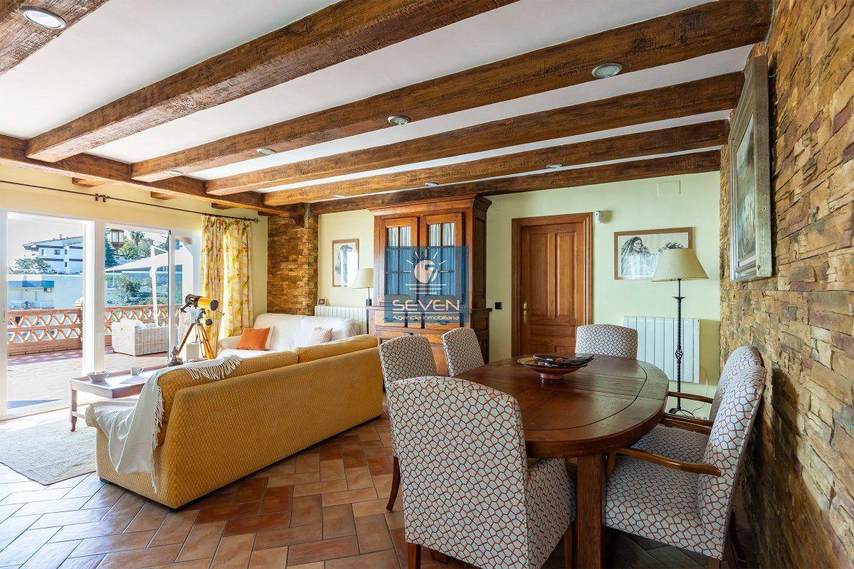 Villa for Sale in Almuñécar