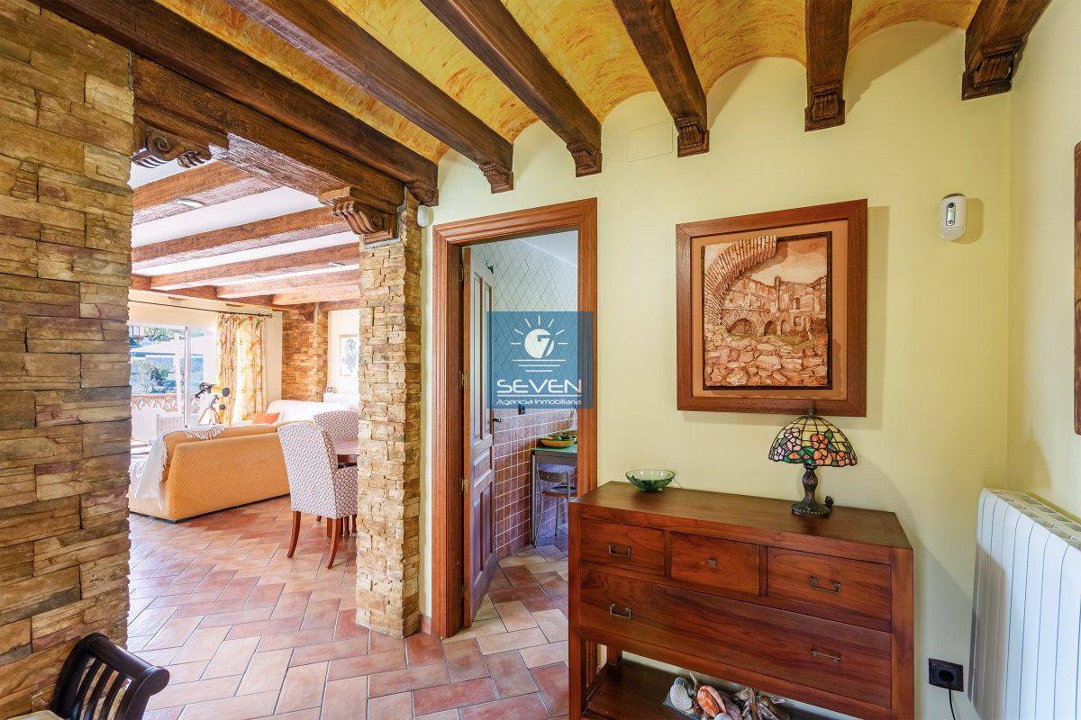 Villa for Sale in Almuñécar