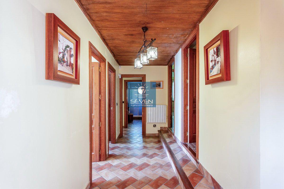 Villa for Sale in Almuñécar
