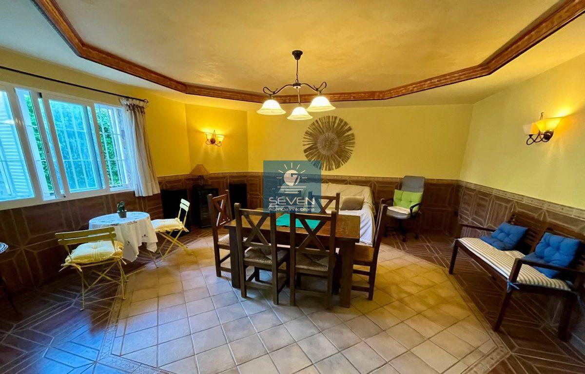 Villa for Sale in Almuñécar