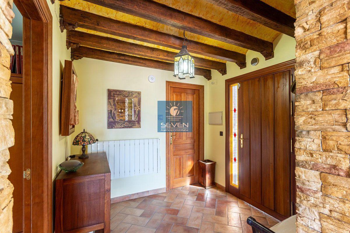 Villa for Sale in Almuñécar