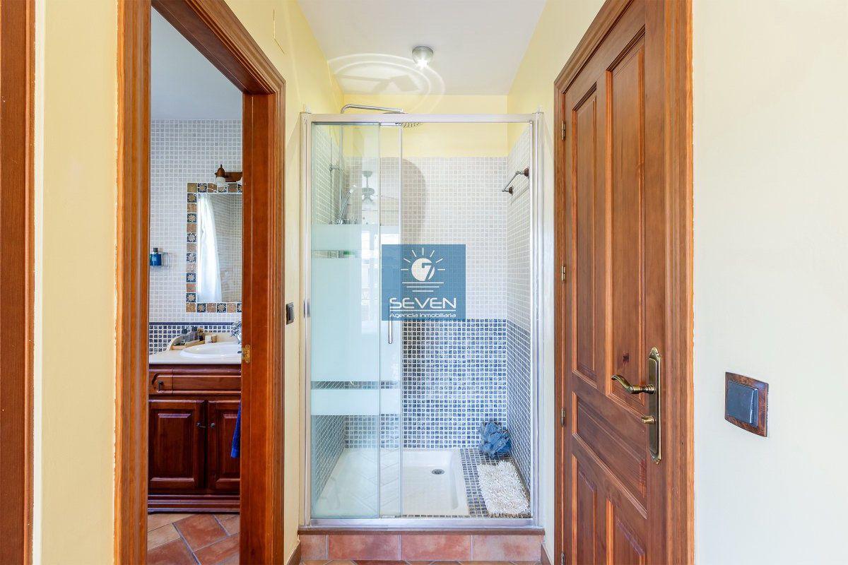 Villa for Sale in Almuñécar