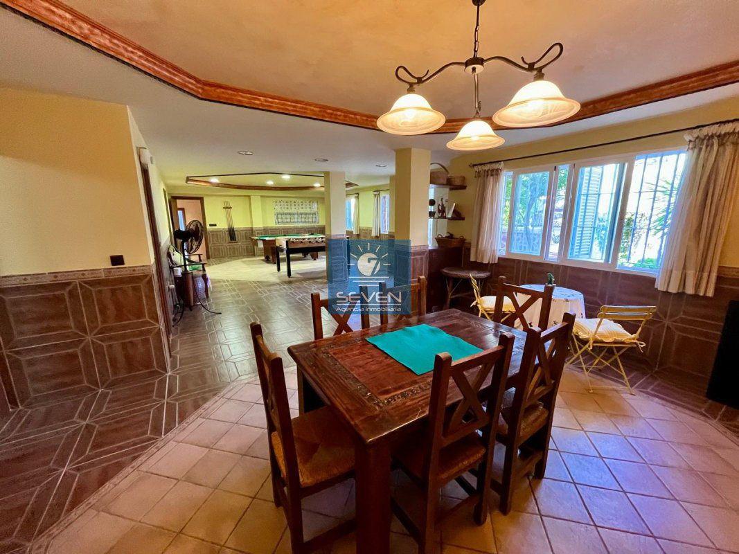 Villa for Sale in Almuñécar