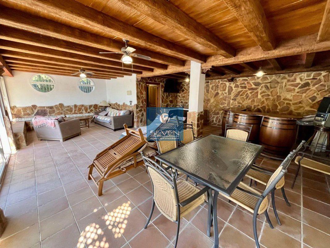Villa for Sale in Almuñécar
