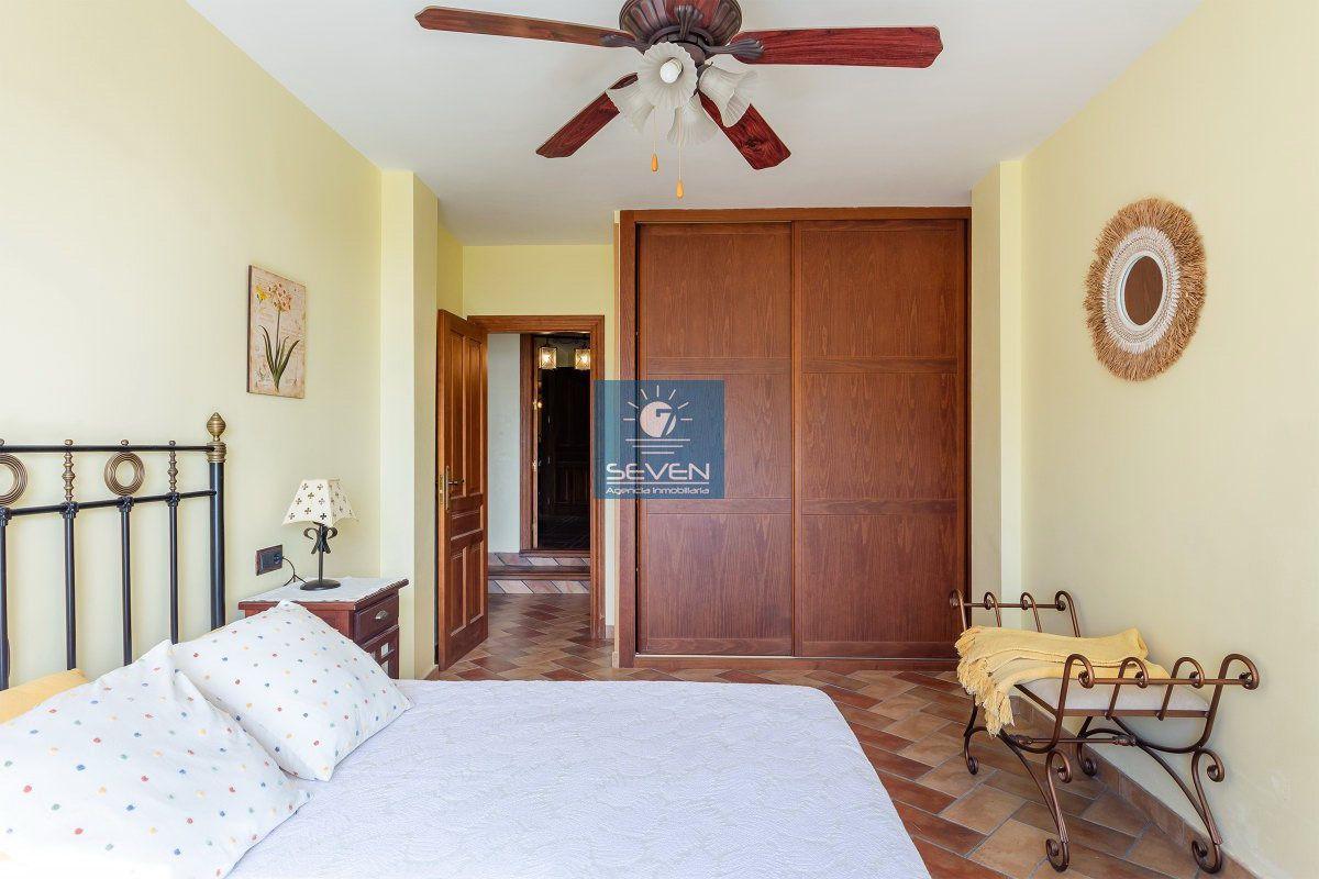 Villa for Sale in Almuñécar