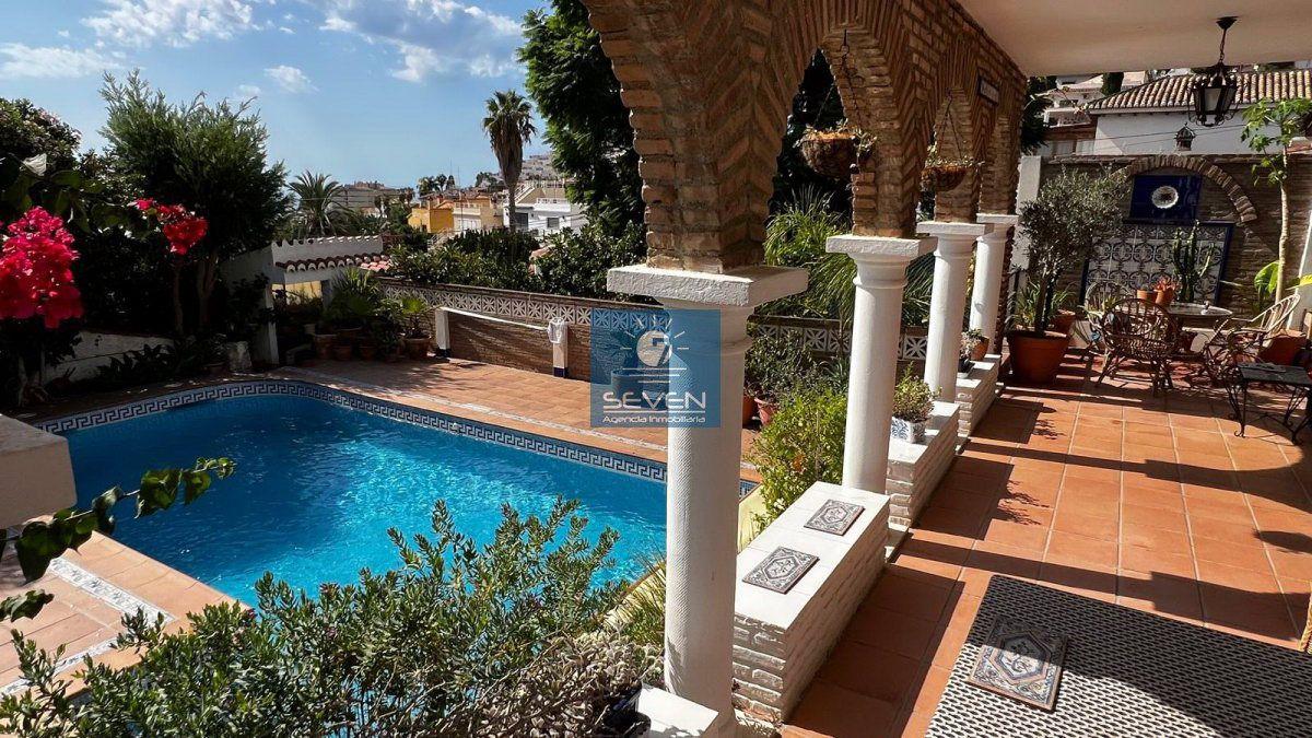 Villa for Sale in Almuñécar