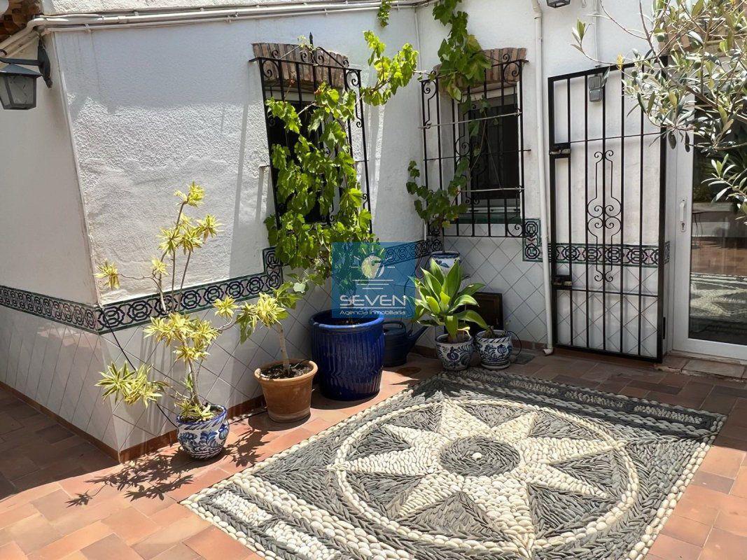 Villa for Sale in Almuñécar