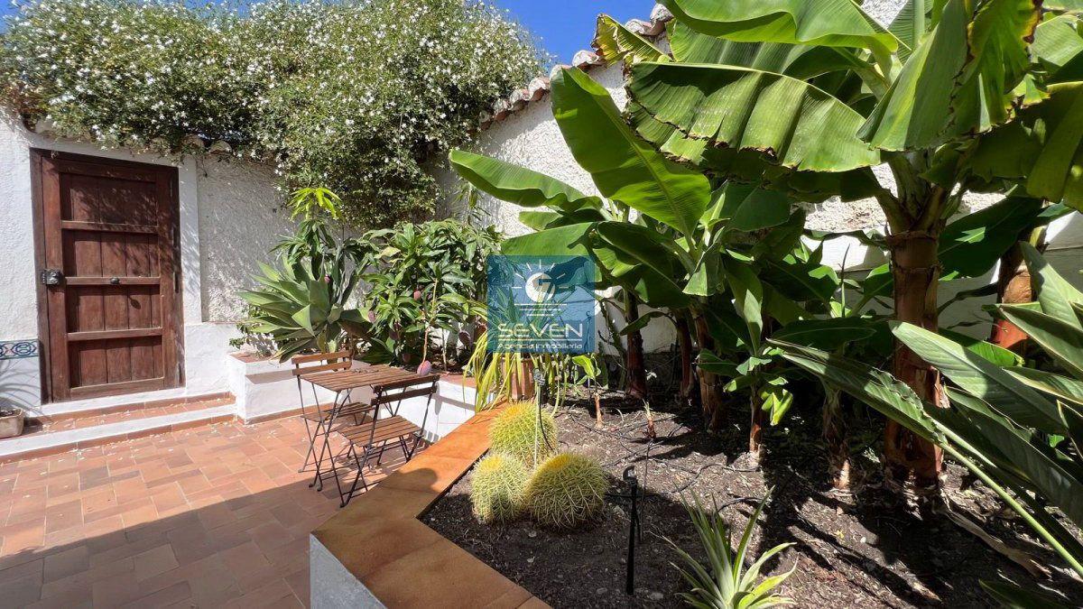 Villa for Sale in Almuñécar