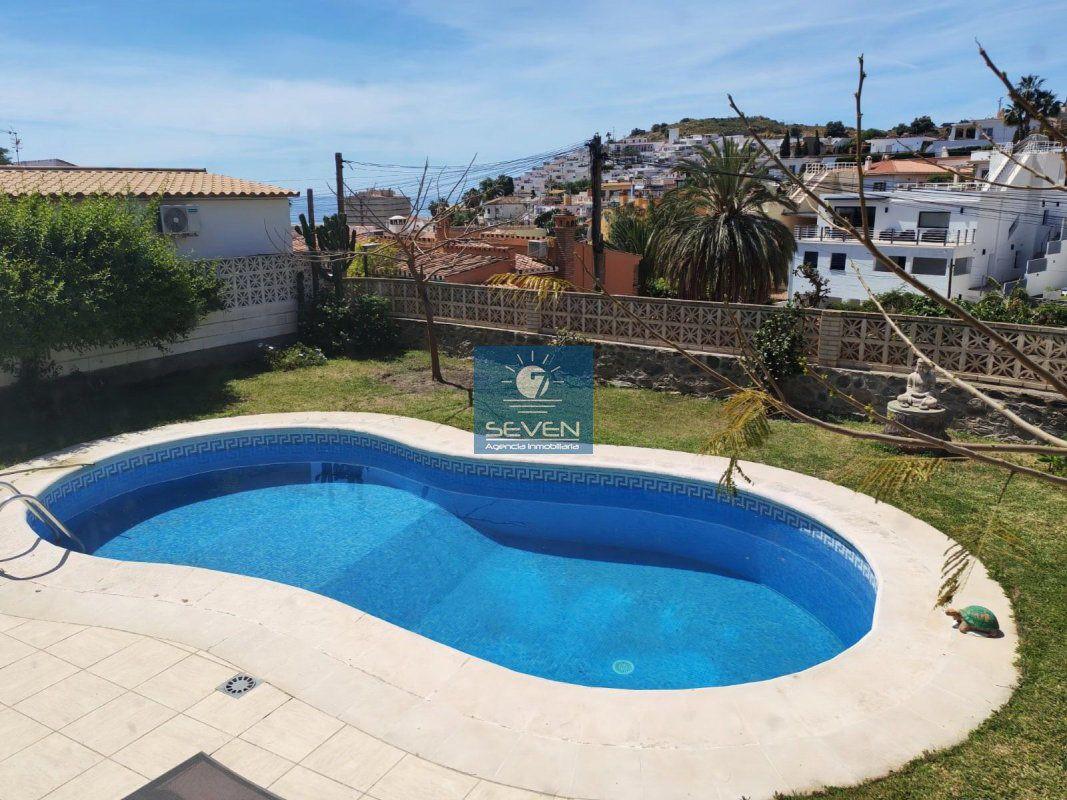 Chalet for Sale in Almuñécar