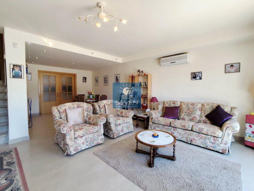Terraced House for Sale in Almuñécar