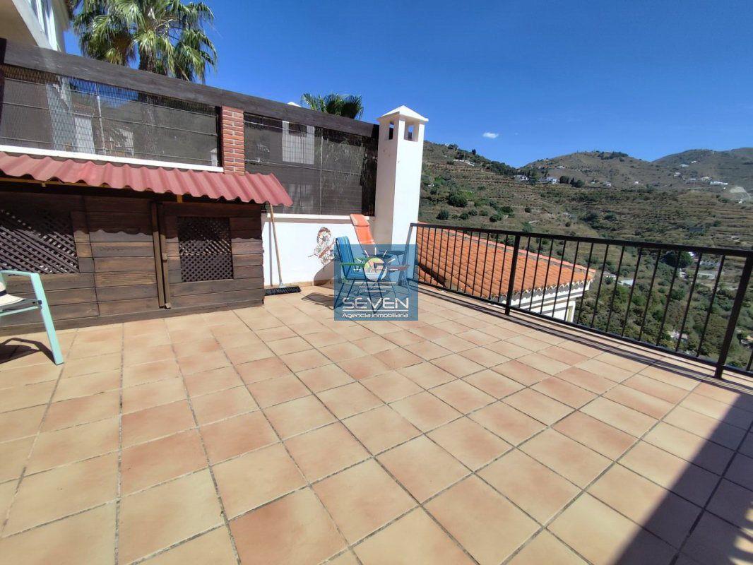 Terraced House for Sale in Almuñécar