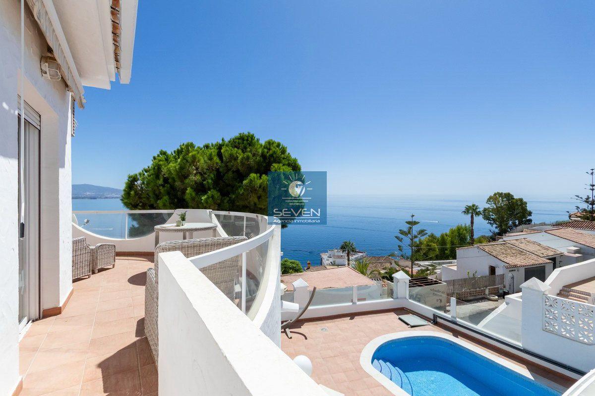 Villa for Sale in Almuñécar