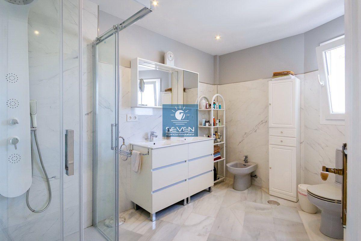 Villa for Sale in Almuñécar