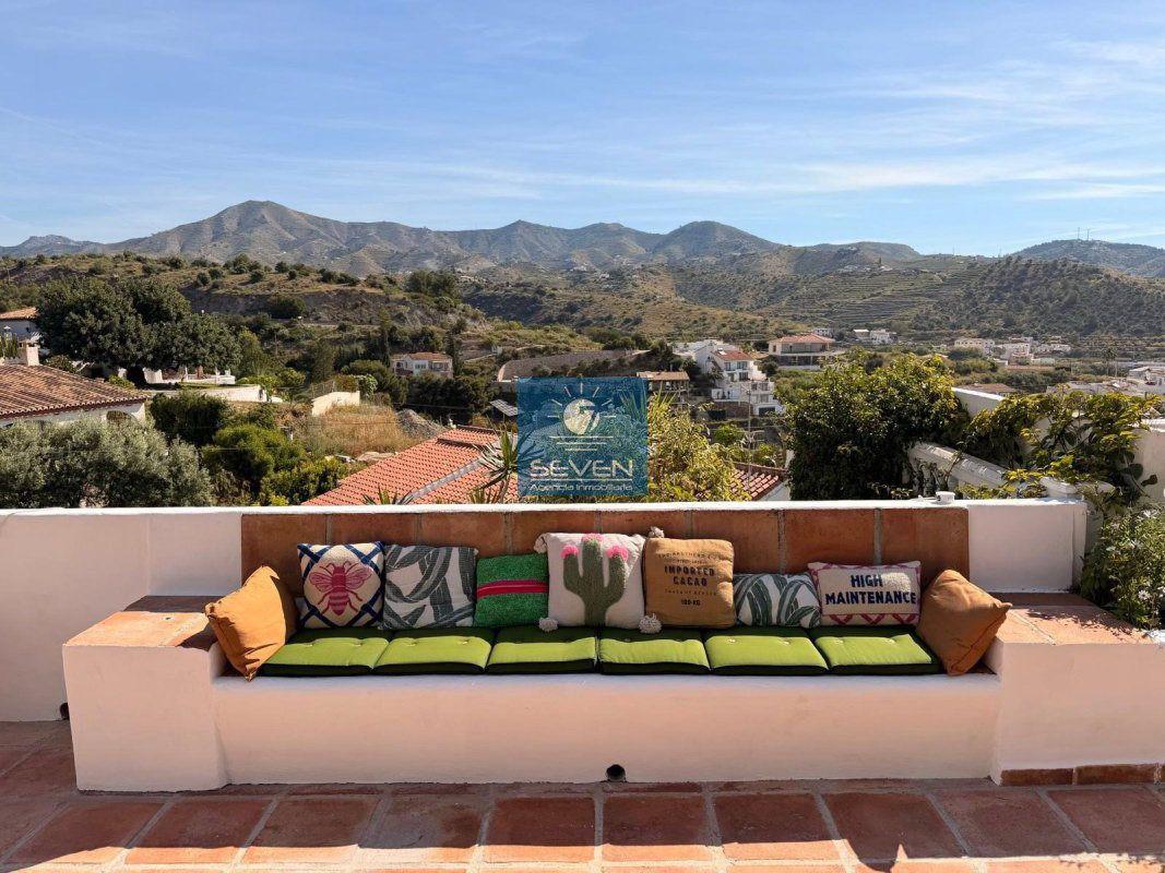 Villa for Sale in Almuñécar