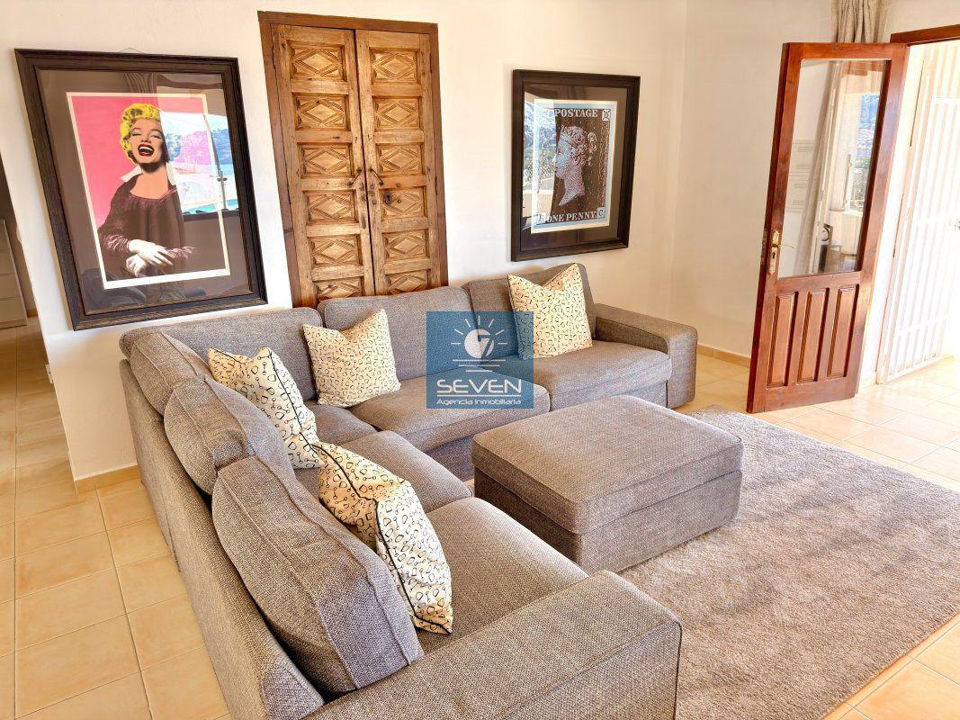 Villa for Sale in Almuñécar