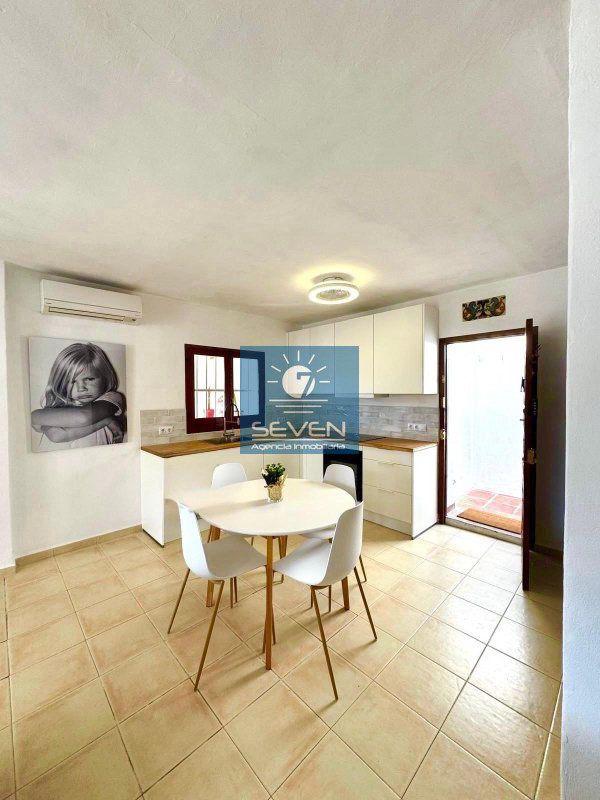 Villa for Sale in Almuñécar