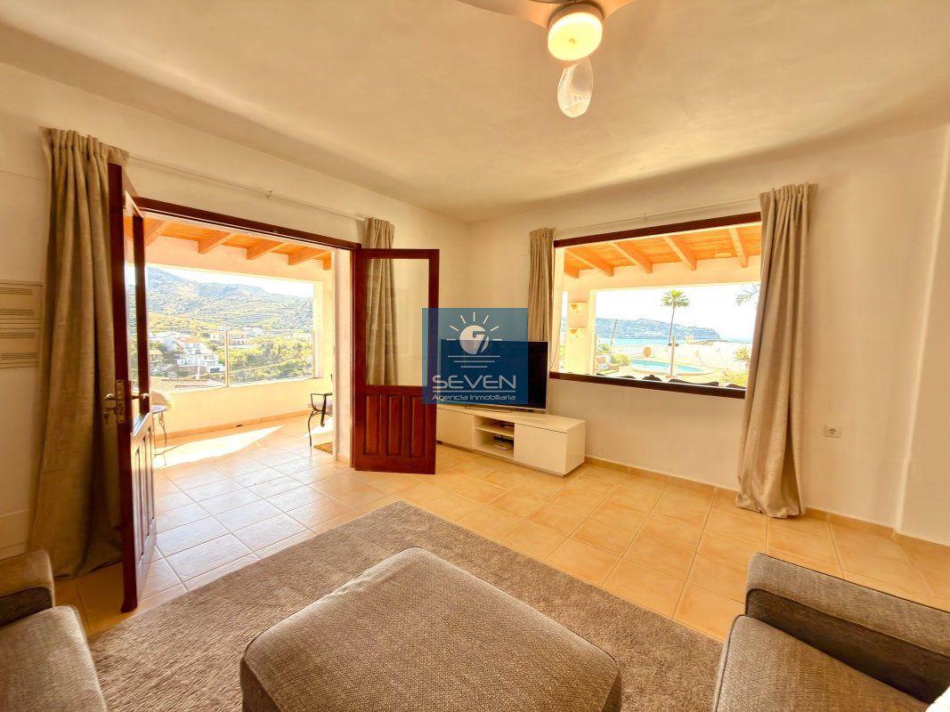 Villa for Sale in Almuñécar