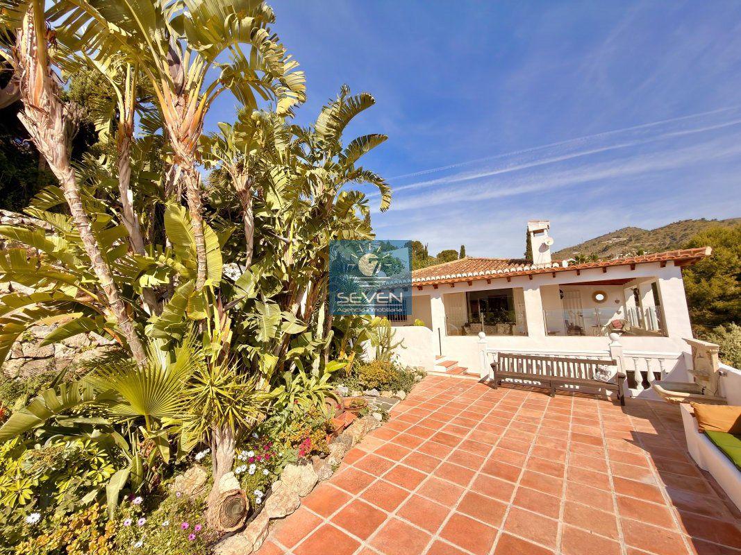 Villa for Sale in Almuñécar
