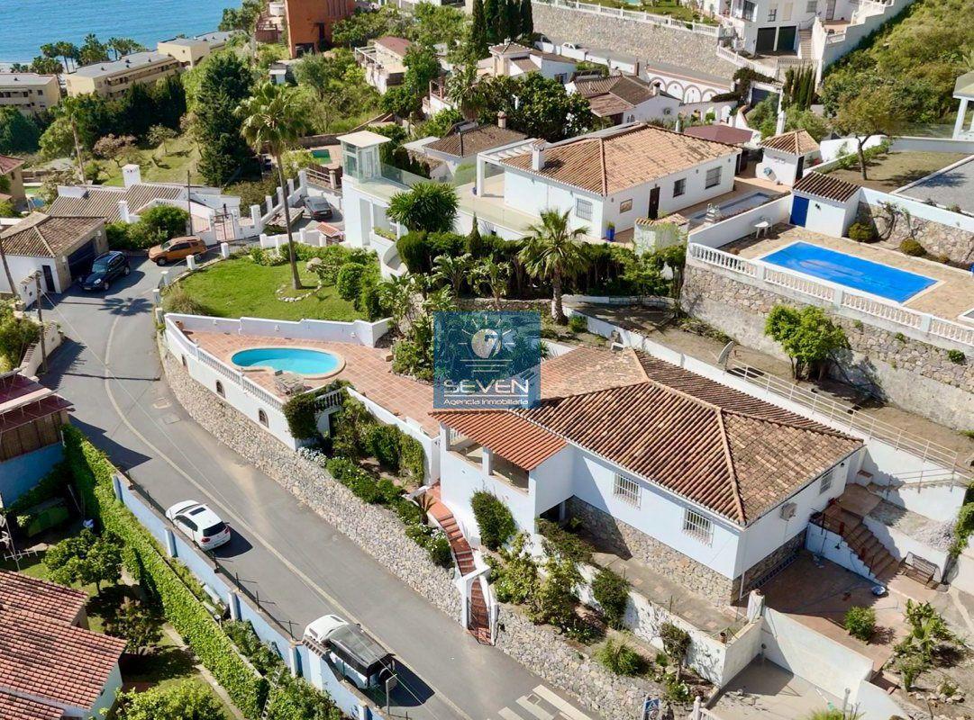 Villa for Sale in Almuñécar