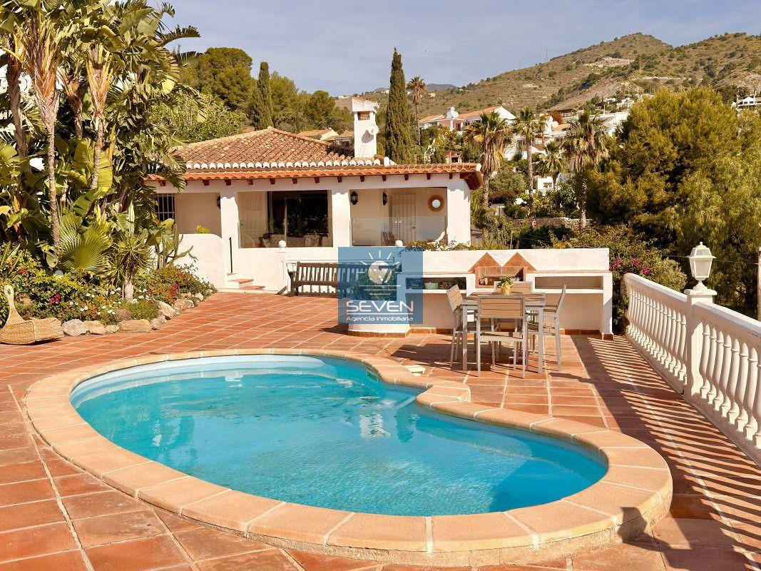 Villa for Sale in Almuñécar