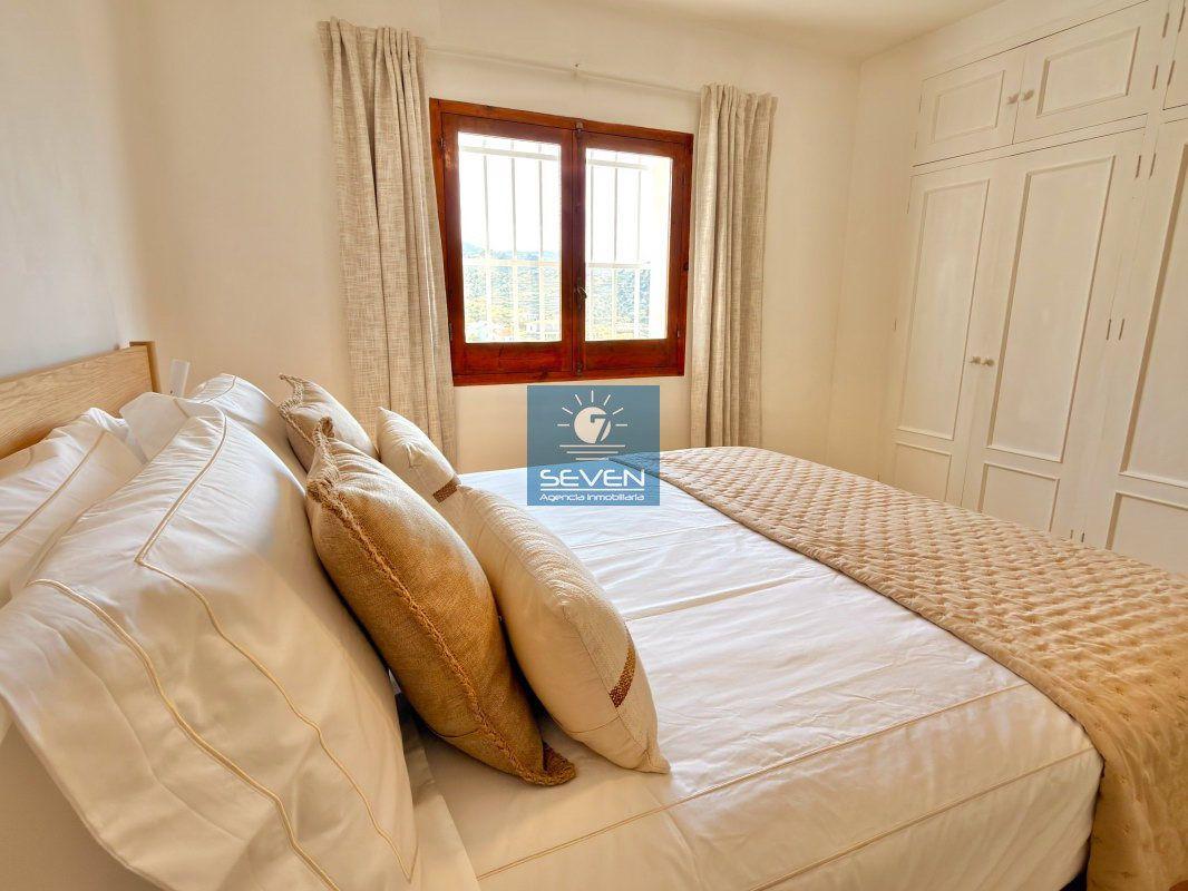 Villa for Sale in Almuñécar