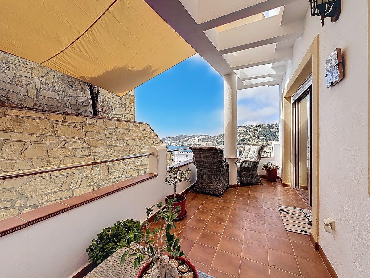Villa for Sale in Almuñécar