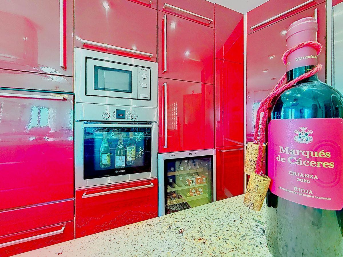 Villa for Sale in Almuñécar