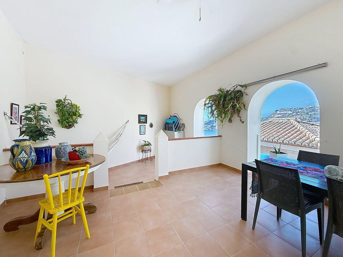 Villa for Sale in Almuñécar