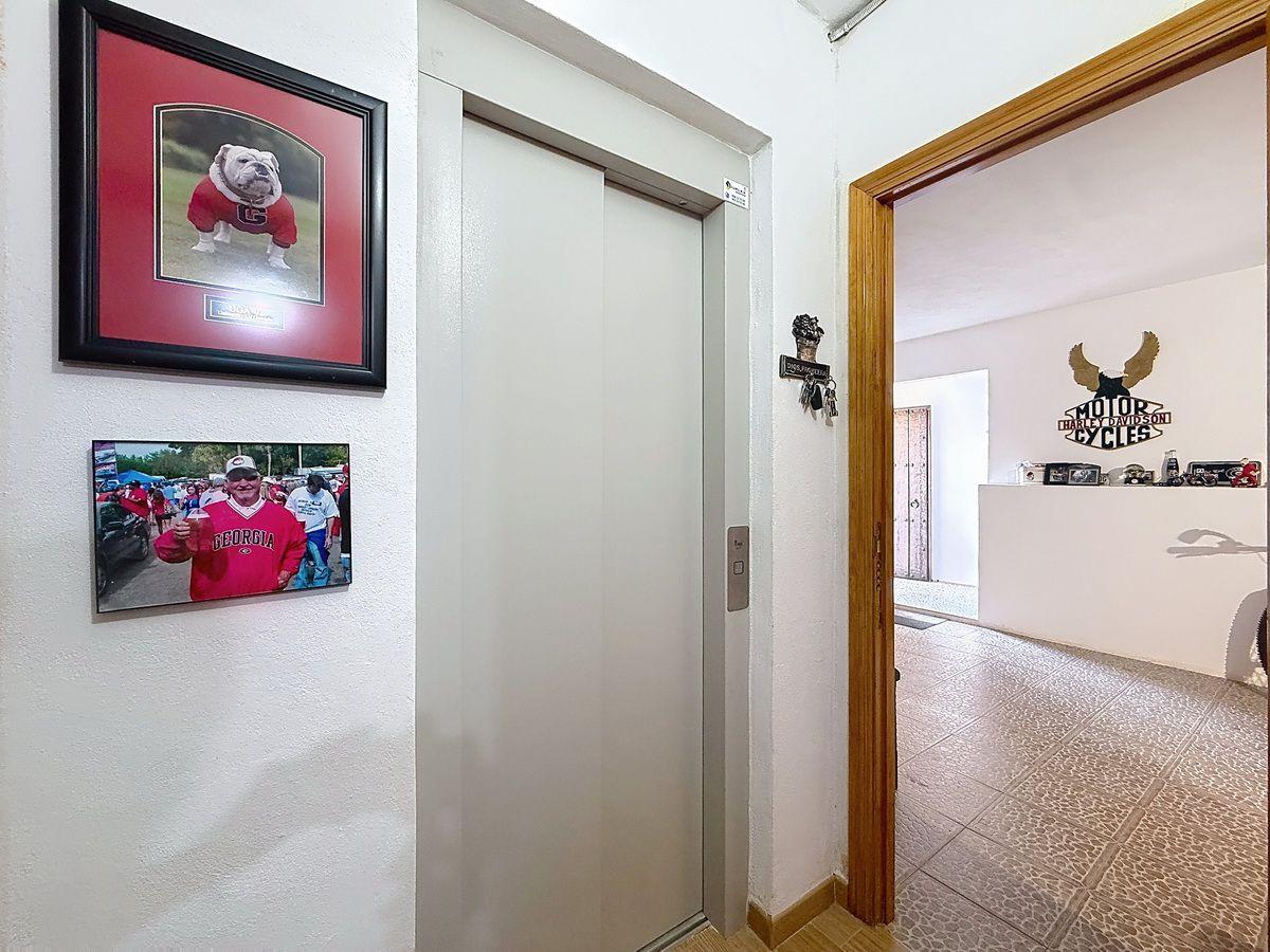 Villa for Sale in Almuñécar