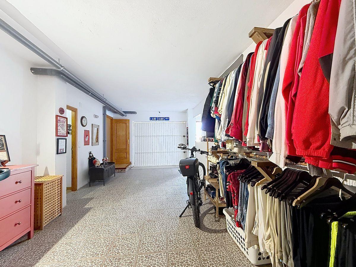Villa for Sale in Almuñécar